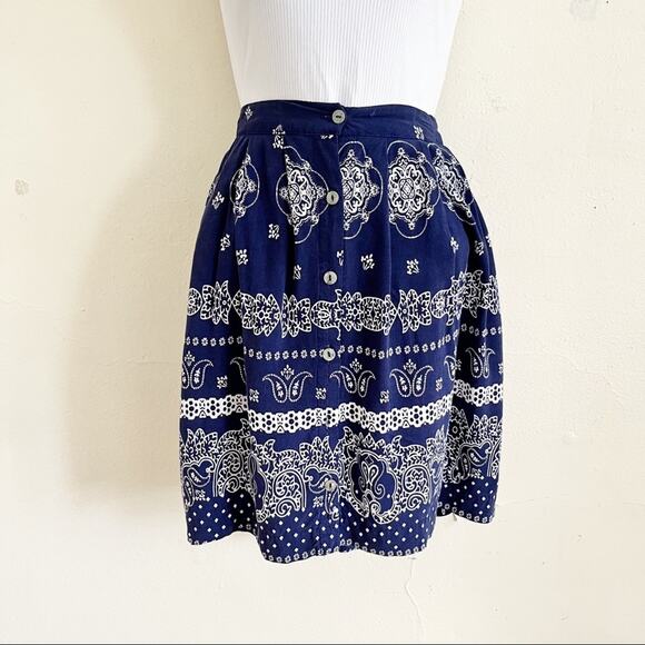 ON SALE! XHILARATION Blue & White Bandana Print Mini Skirt, L - Picture 10 of 10